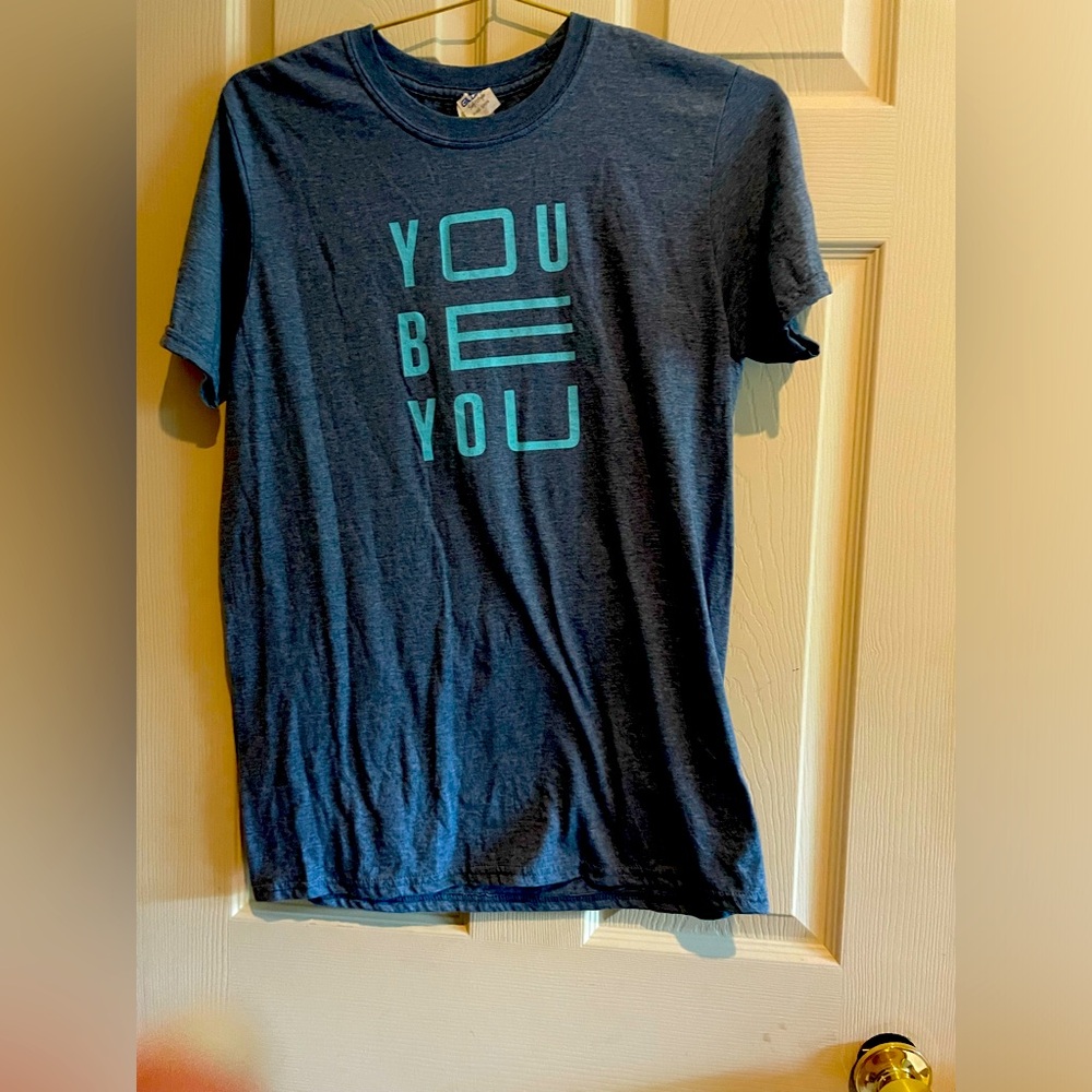 Gilden You Be You blue T-shirt-medium